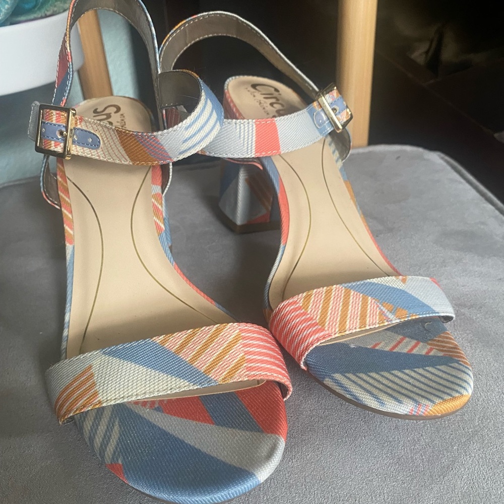Circus by Sam Edelman Multicolor Sandal